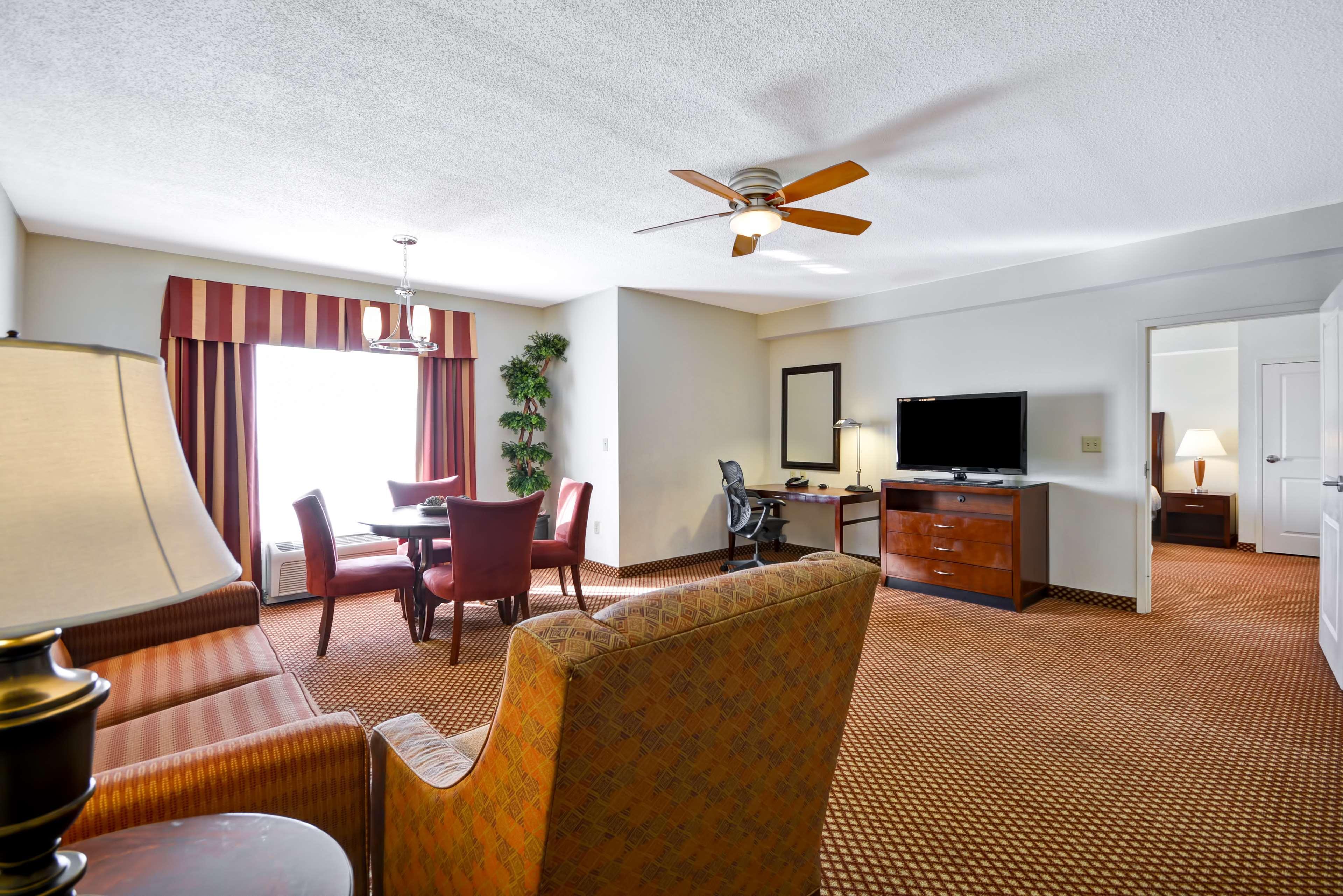 Hilton Garden Inn Tampa Riverview Brandon Exteriör bild