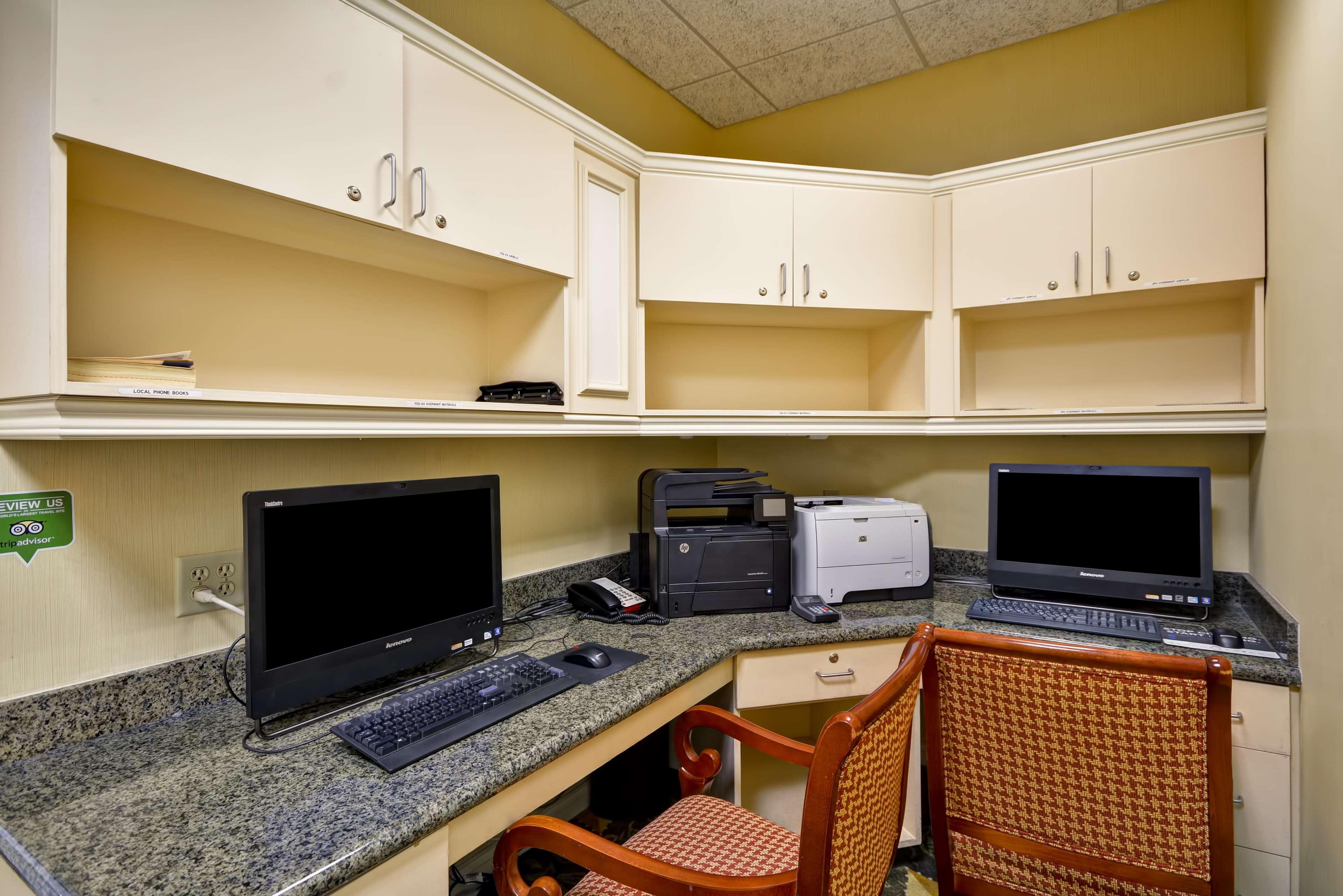 Hilton Garden Inn Tampa Riverview Brandon Exteriör bild